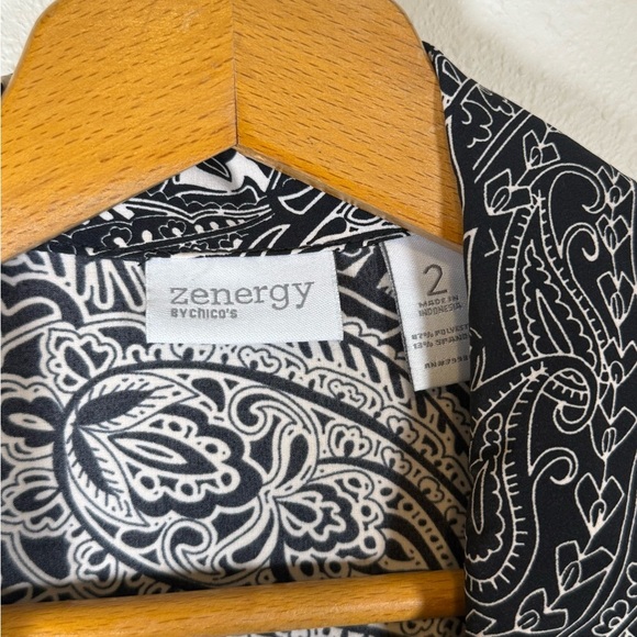 Chico's Zenergy Paisley Print Cinch Waist Full Zip Jacket Women’s Size 2 Large - Picture 3 of 8